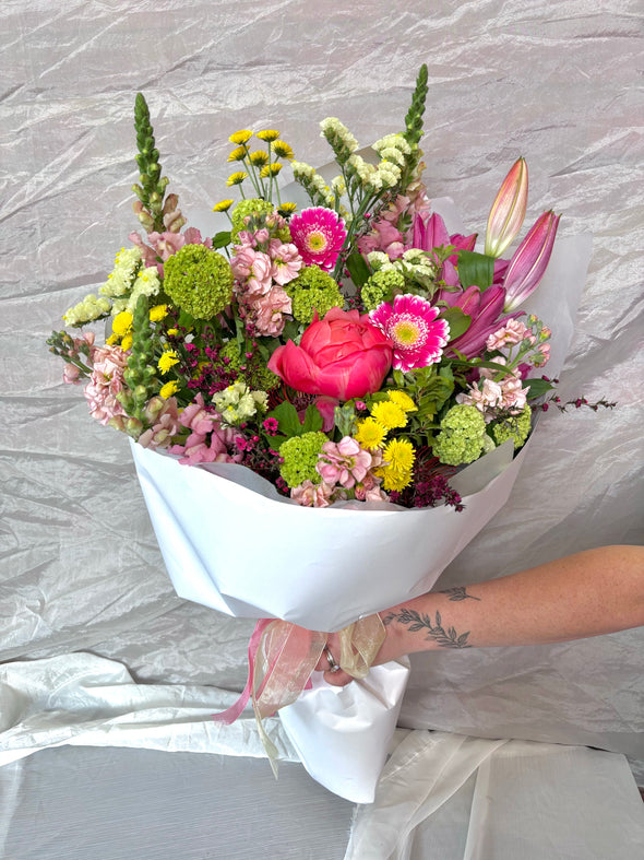 Christmas Wrap Bouquet - Fruit Pudding